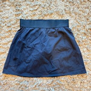 Aritzia Tna Action Tennis Skirt Mini in Size small